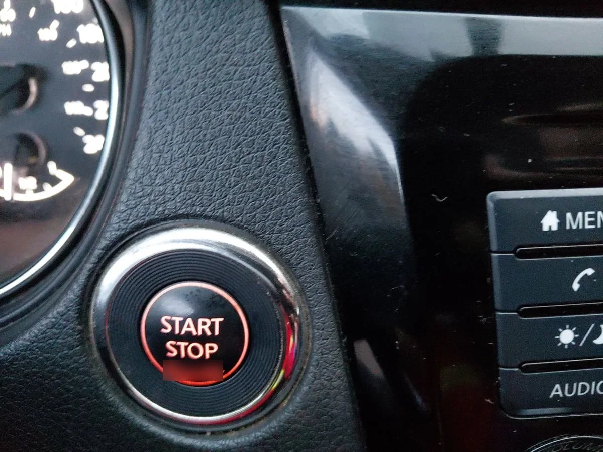 Nissan X-Trail 2.5 Sense Mc 4x2 Cvt At 5p año 2022