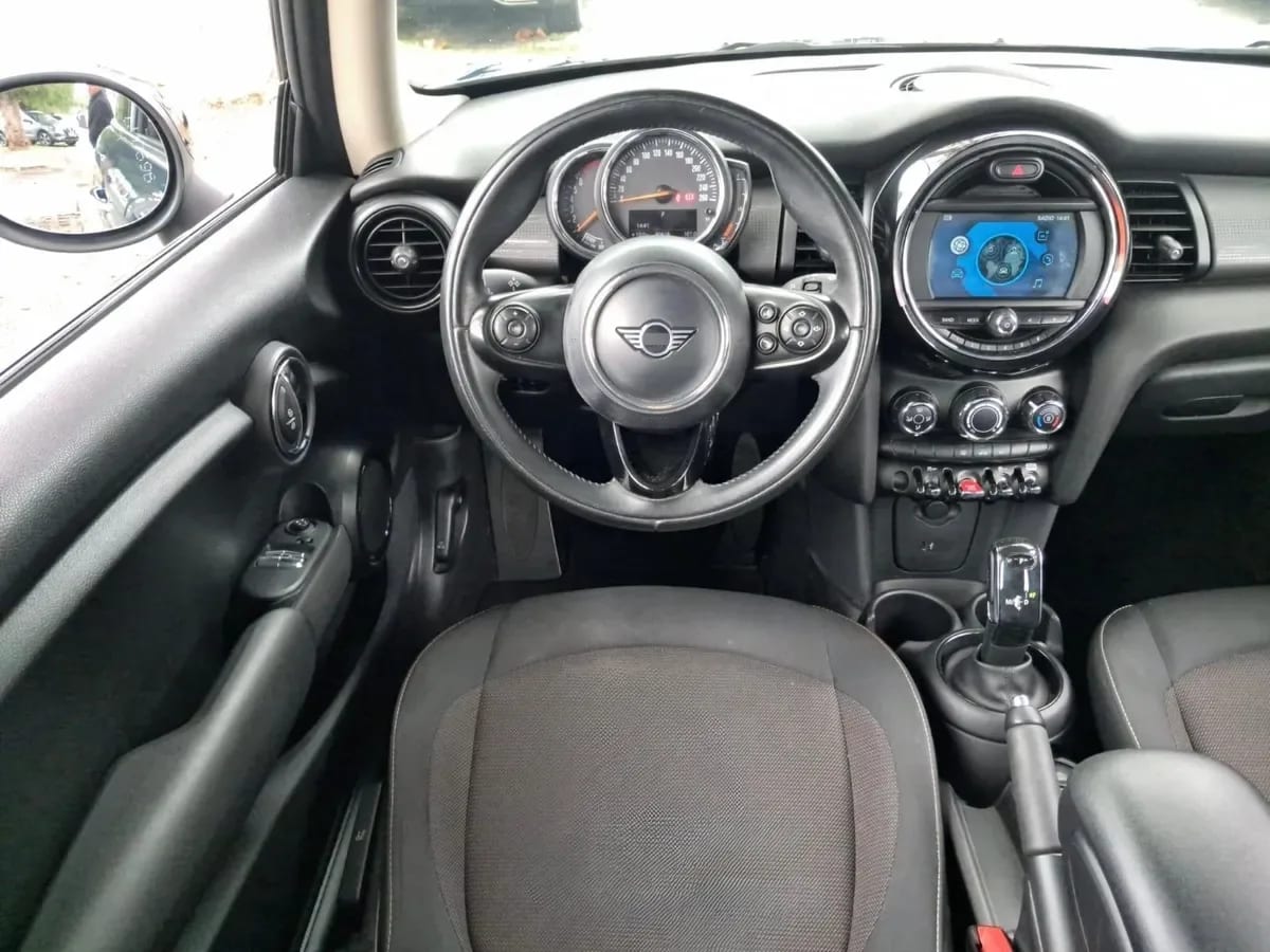 Mini Cooper 1.5 Mt año 2020