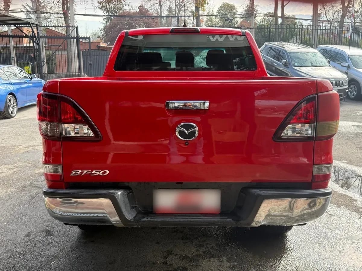 MAZDA BT-50 2.2 Doble Cabina Sdx Mt 4x2 Diesel año 2019
