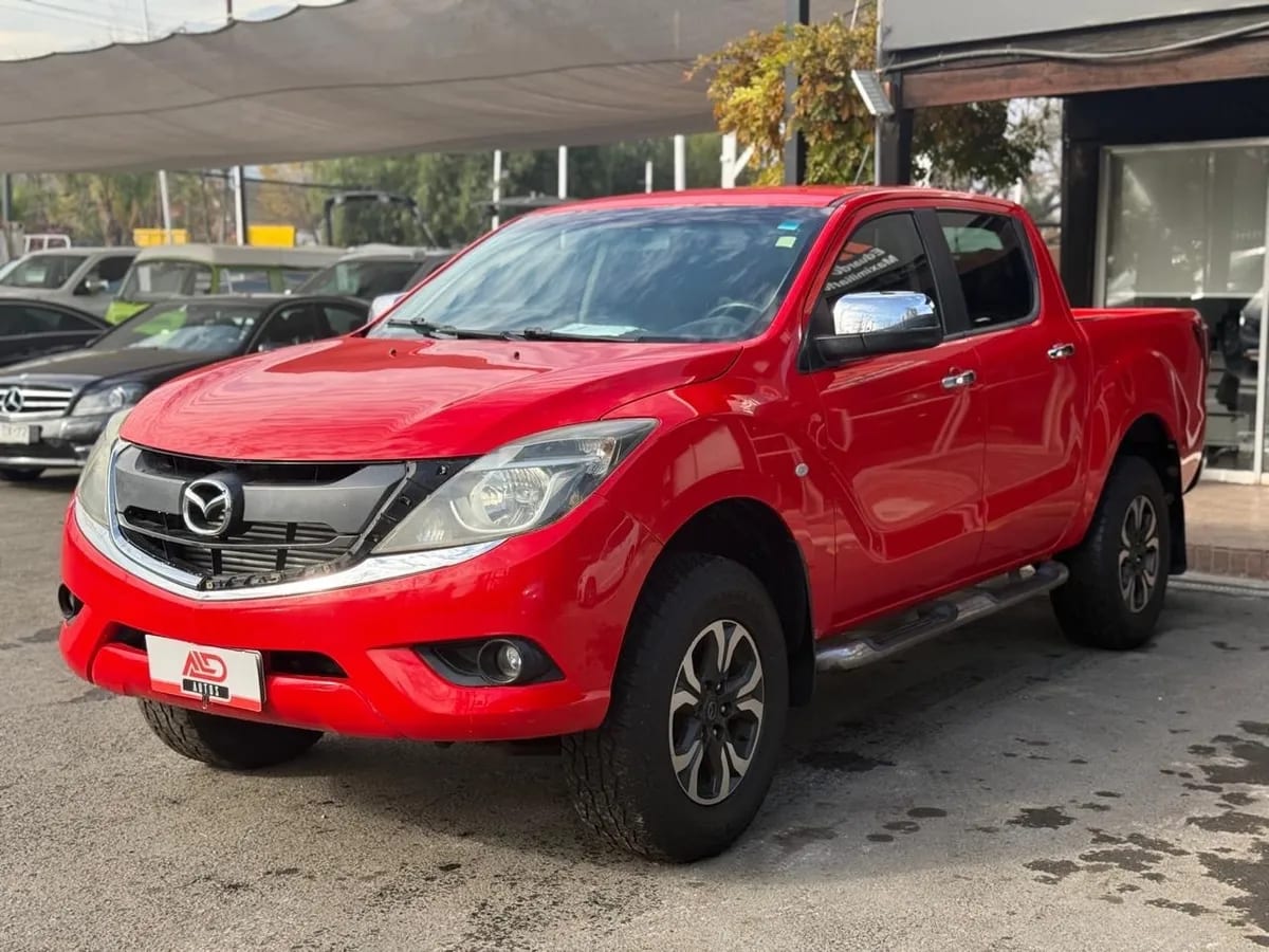 MAZDA BT-50 2.2 Doble Cabina Sdx Mt 4x2 Diesel año 2019