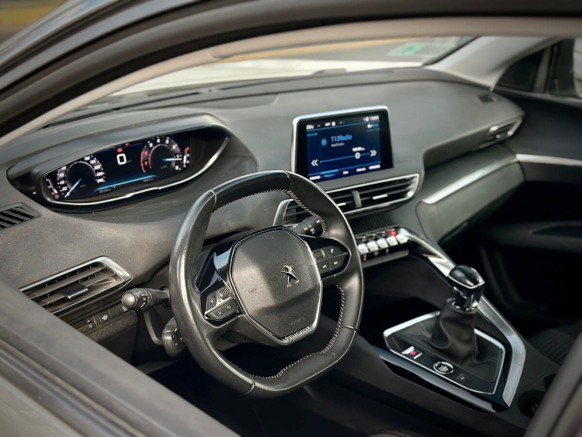 Peugeot 3008 Active Pack año 2022