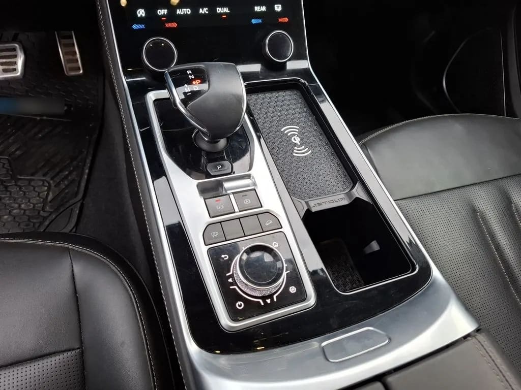 Jetour X90 Plus 2.0 4x2 Dct At 5p año 2024