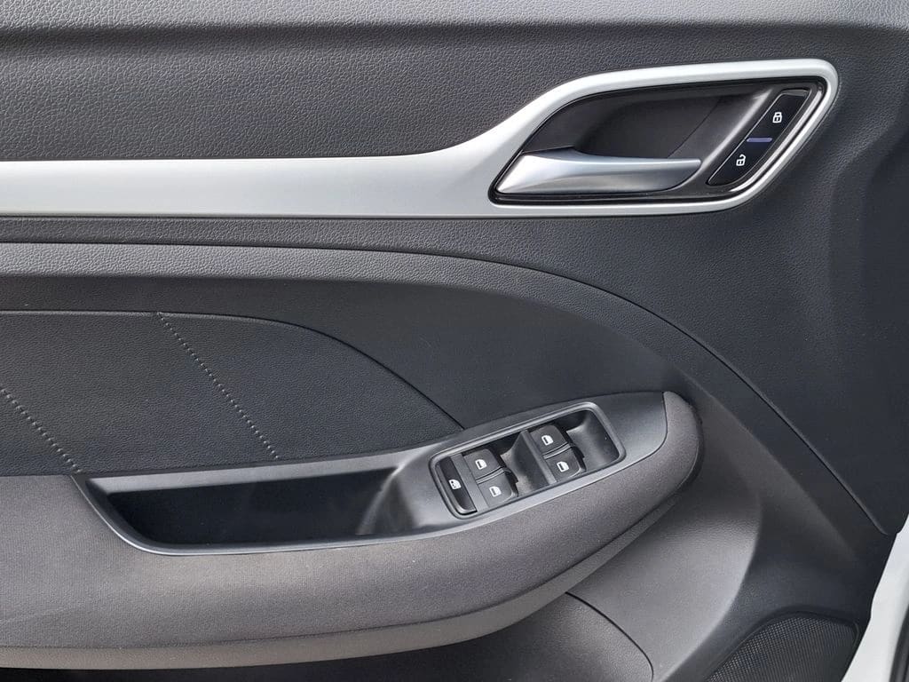 MG Zx Comfort año 2024