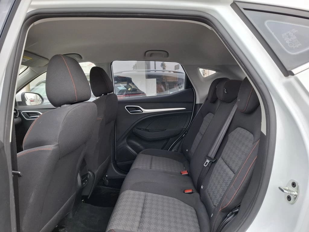 MG Zx Comfort año 2024