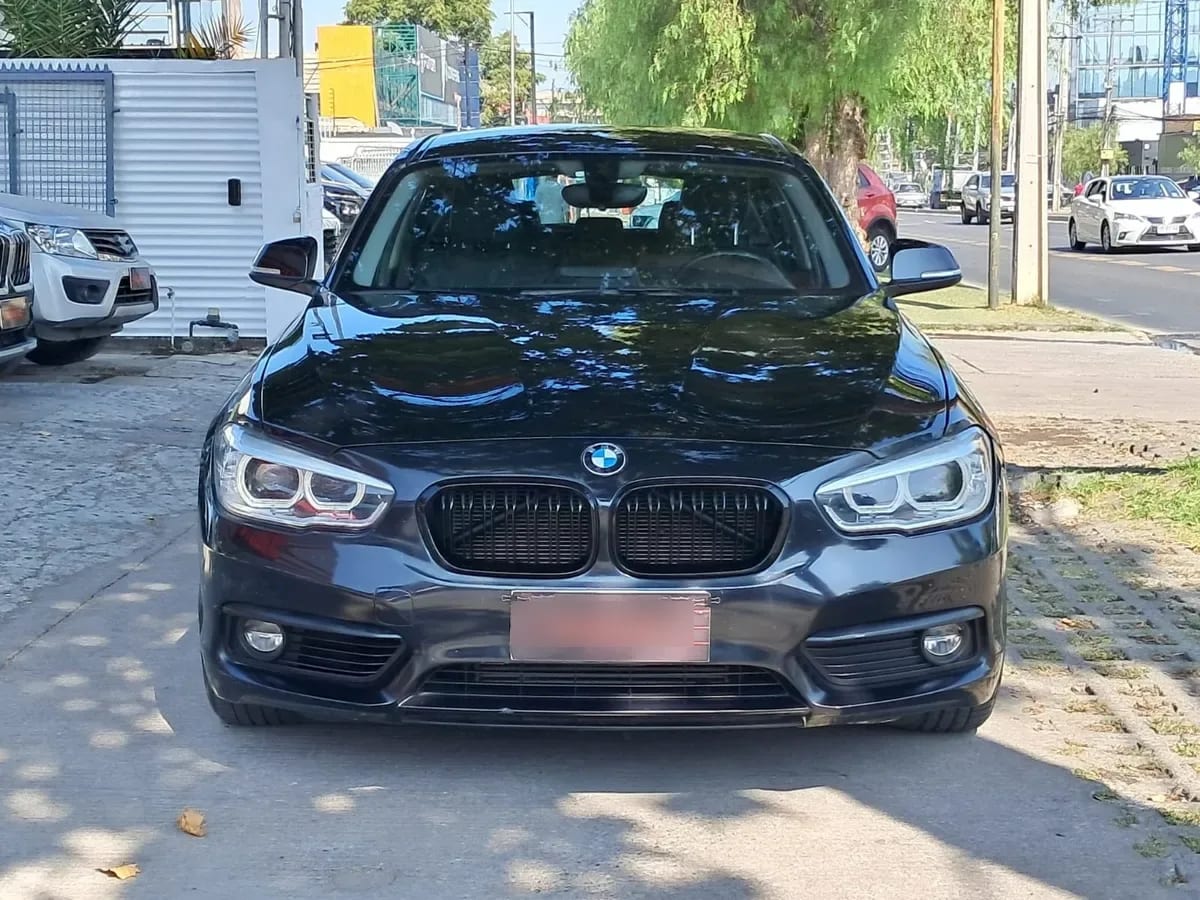BMW 118 1.5 I 5 Puertas At año 2019