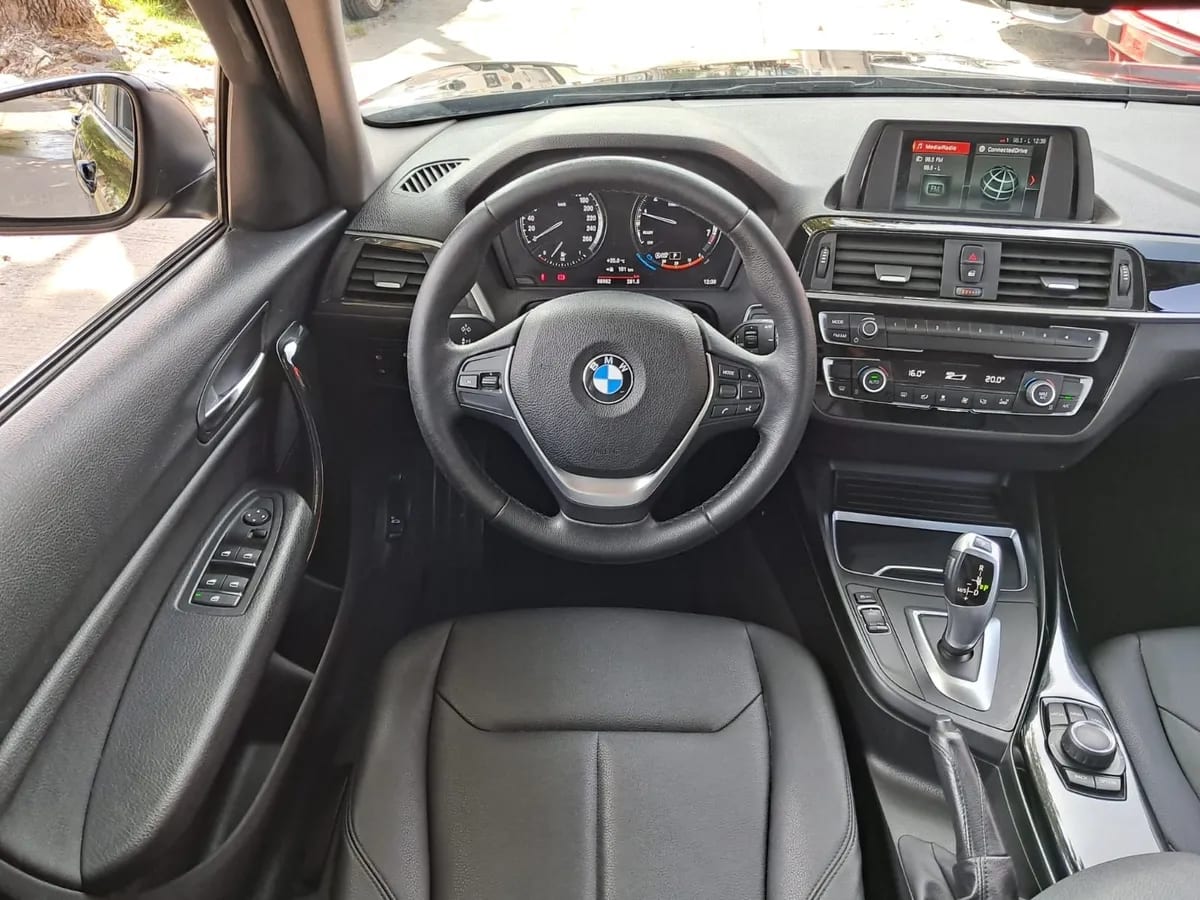 BMW 118 1.5 I 5 Puertas At año 2019