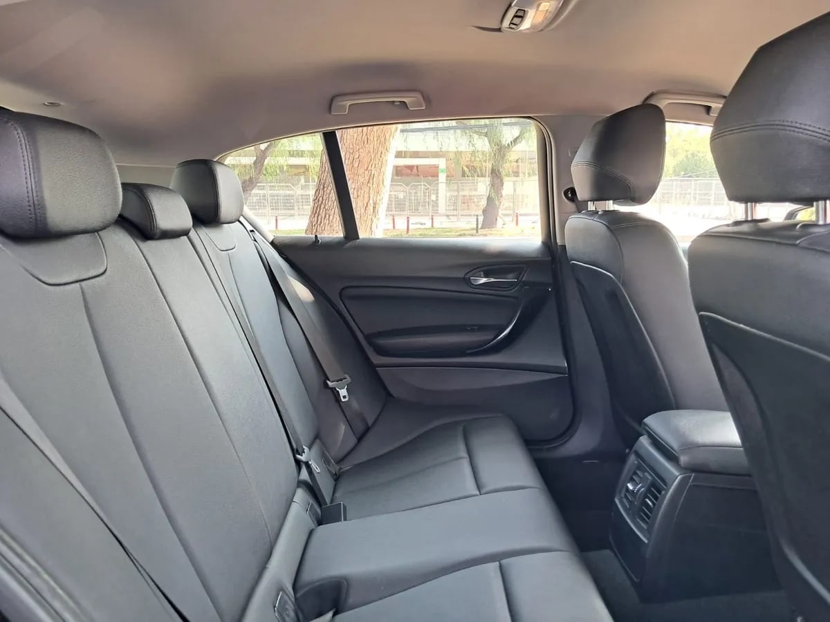 BMW 118 1.5 I 5 Puertas At año 2019