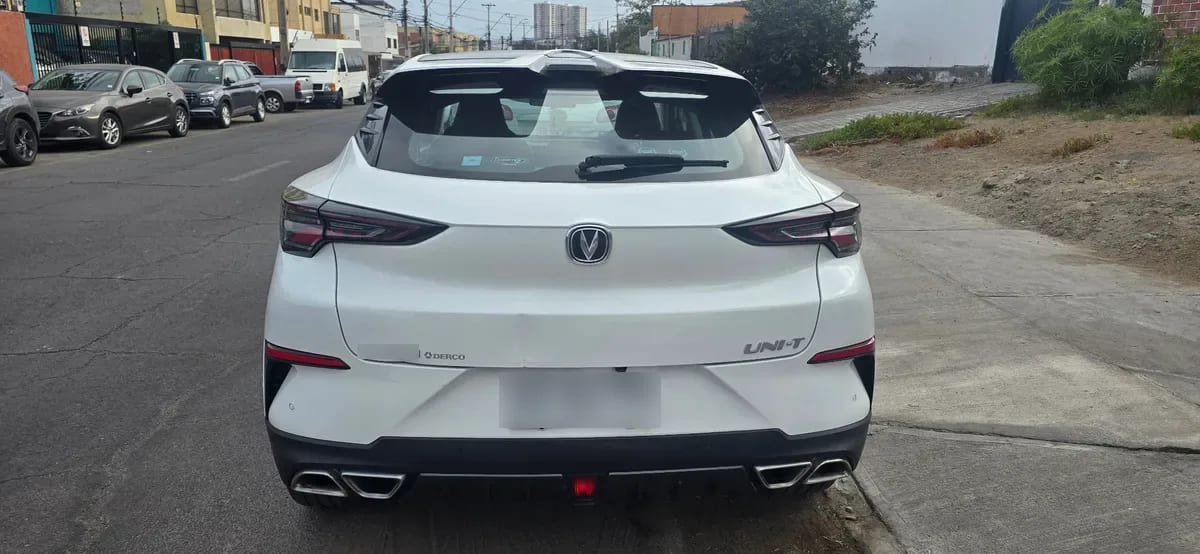 Changan UNI-T 1.5 Elite At año 2024