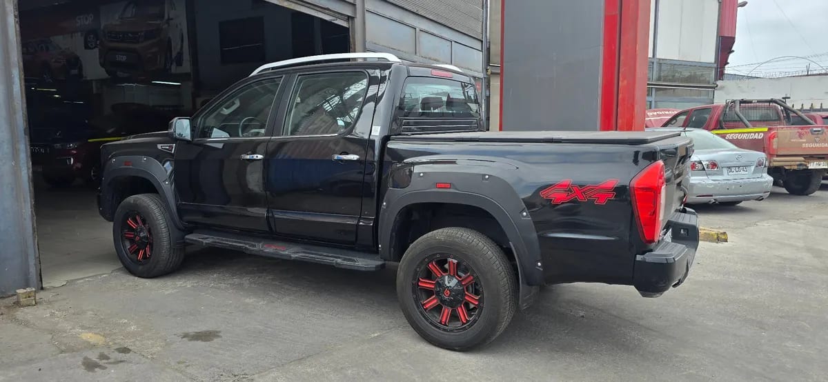 FOTON G7 2.0 Ultimate At 4x4 Diesel año 2025
