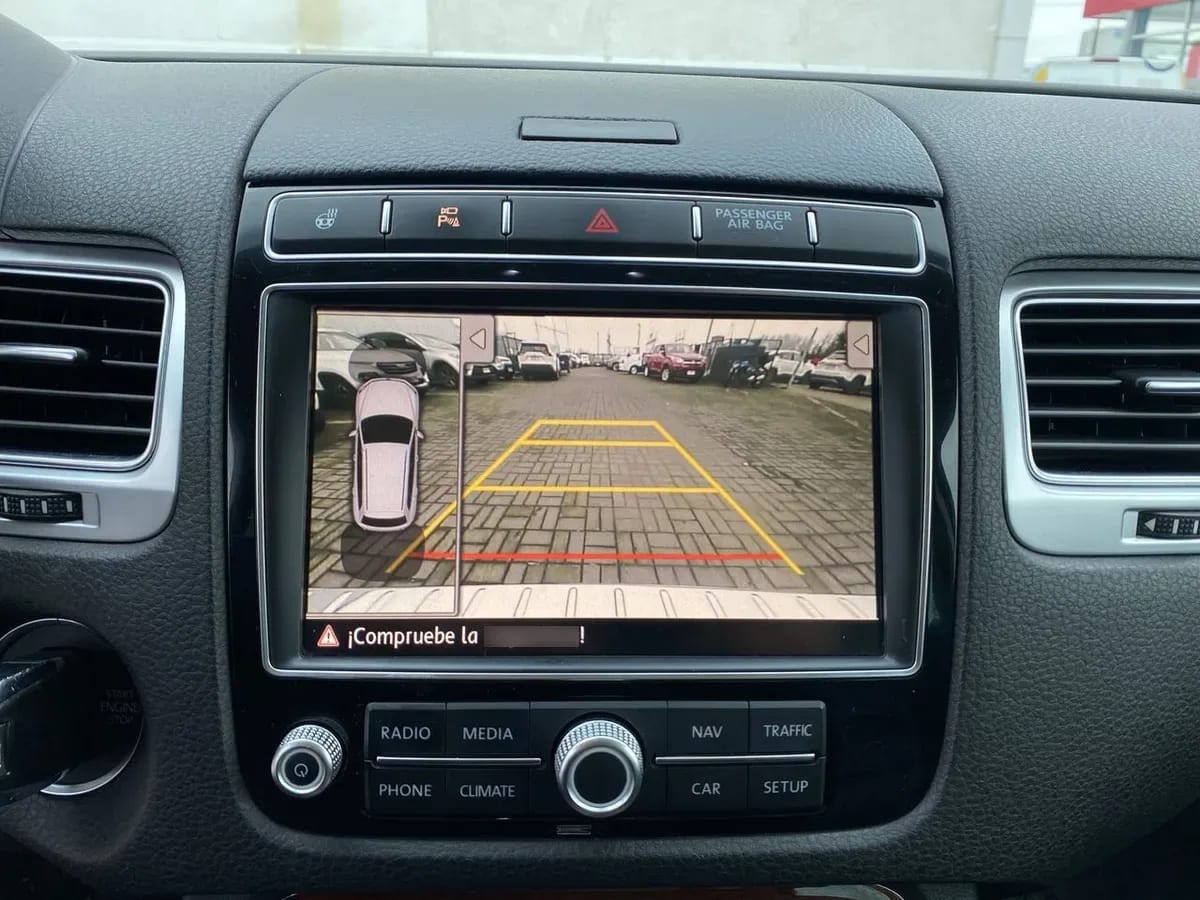 Volkswagen Touareg 3.0 V6 Tdi Diesel 4x4 Nav At 5p año 2016