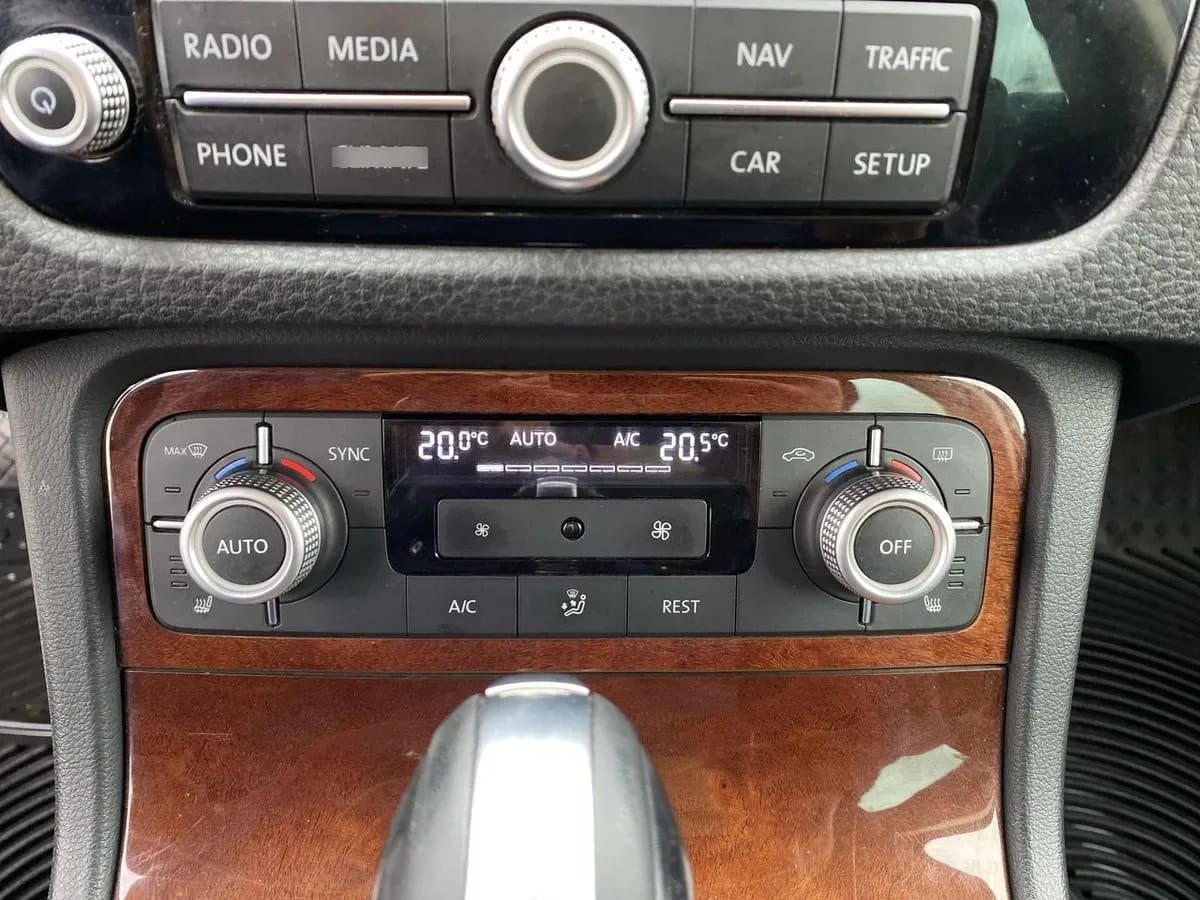 Volkswagen Touareg 3.0 V6 Tdi Diesel 4x4 Nav At 5p año 2016