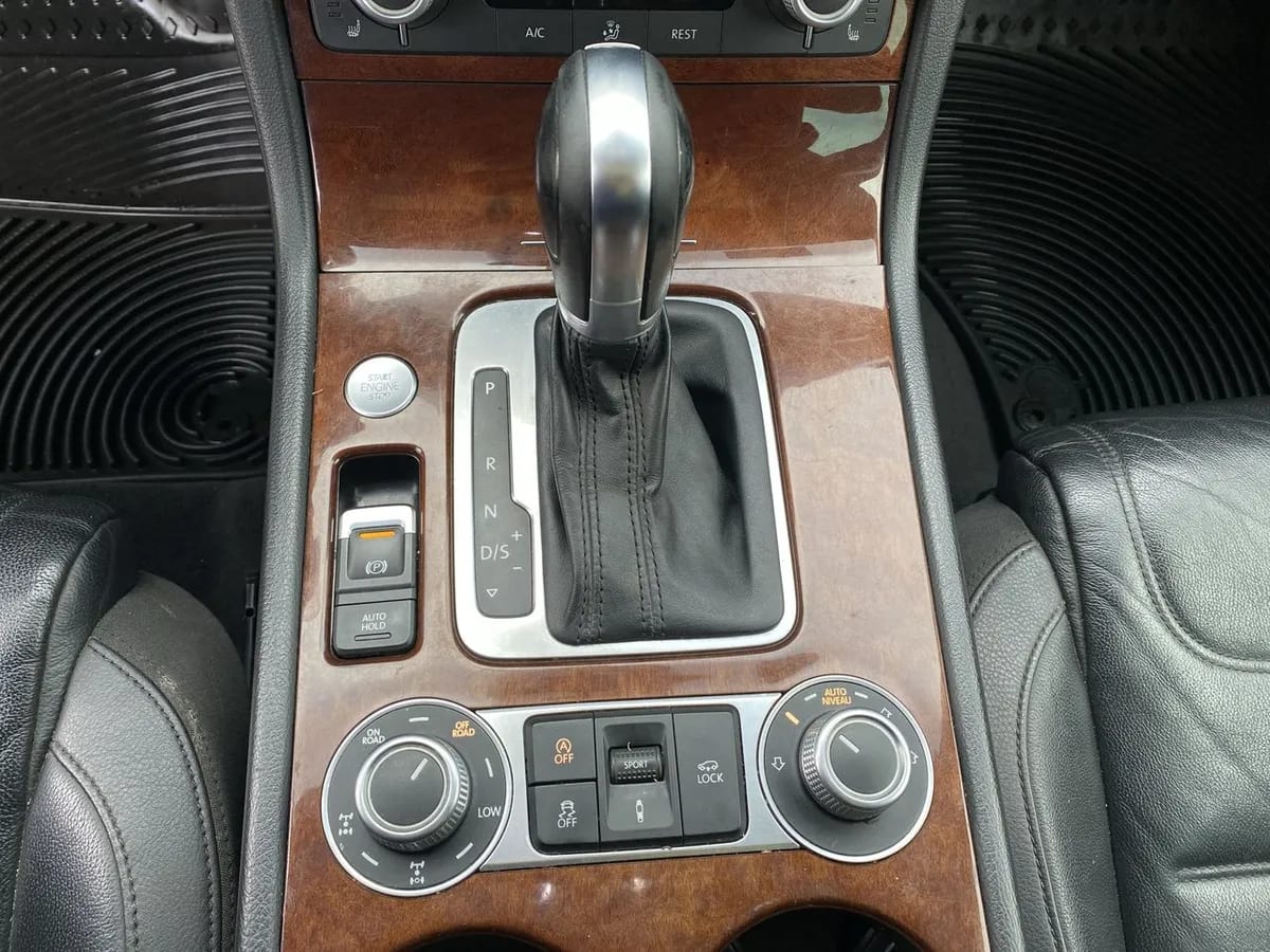 Volkswagen Touareg 3.0 V6 Tdi Diesel 4x4 Nav At 5p año 2016