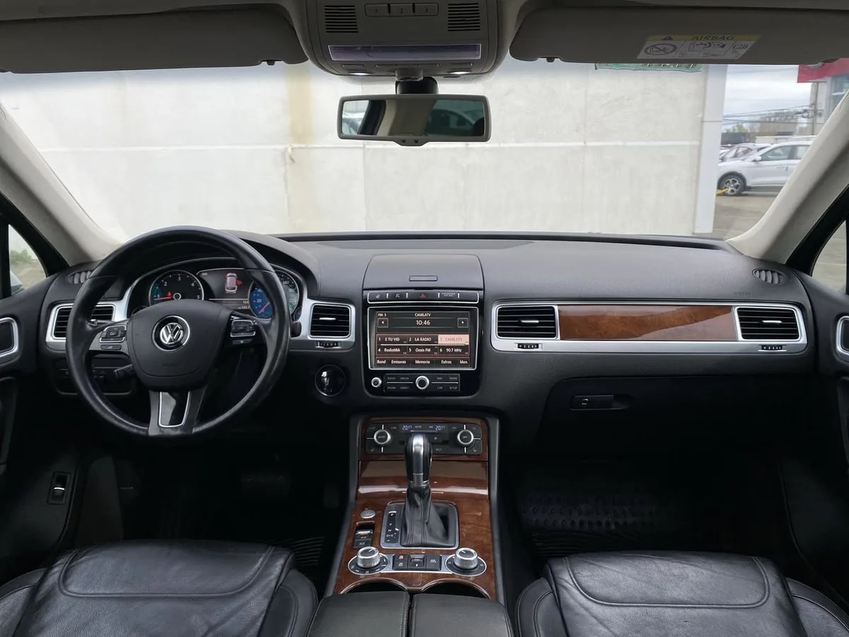 Volkswagen Touareg 3.0 V6 Tdi Diesel 4x4 Nav At 5p año 2016