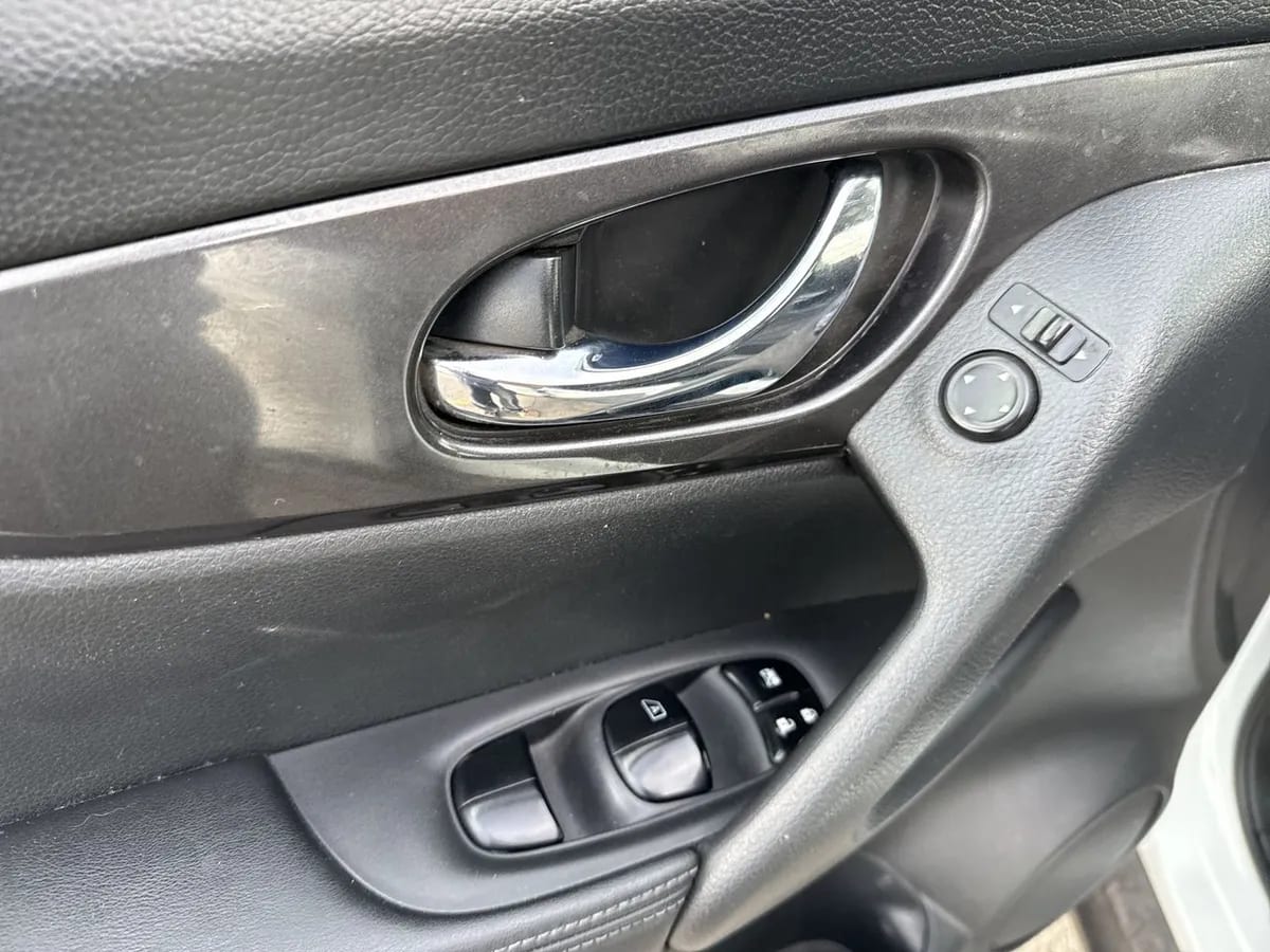 Nissan X-Trail 2.5 Sense 4x2 2row Cvt At 5p año 2020