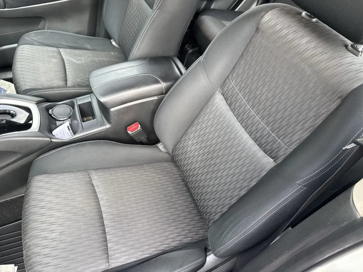 Nissan X-Trail 2.5 Sense 4x2 2row Cvt At 5p año 2020