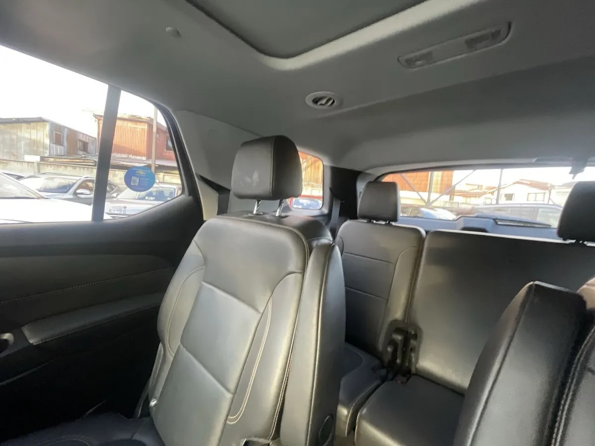 Chevrolet Traverse 3.6l Premier Awd Ii At 5p año 2022