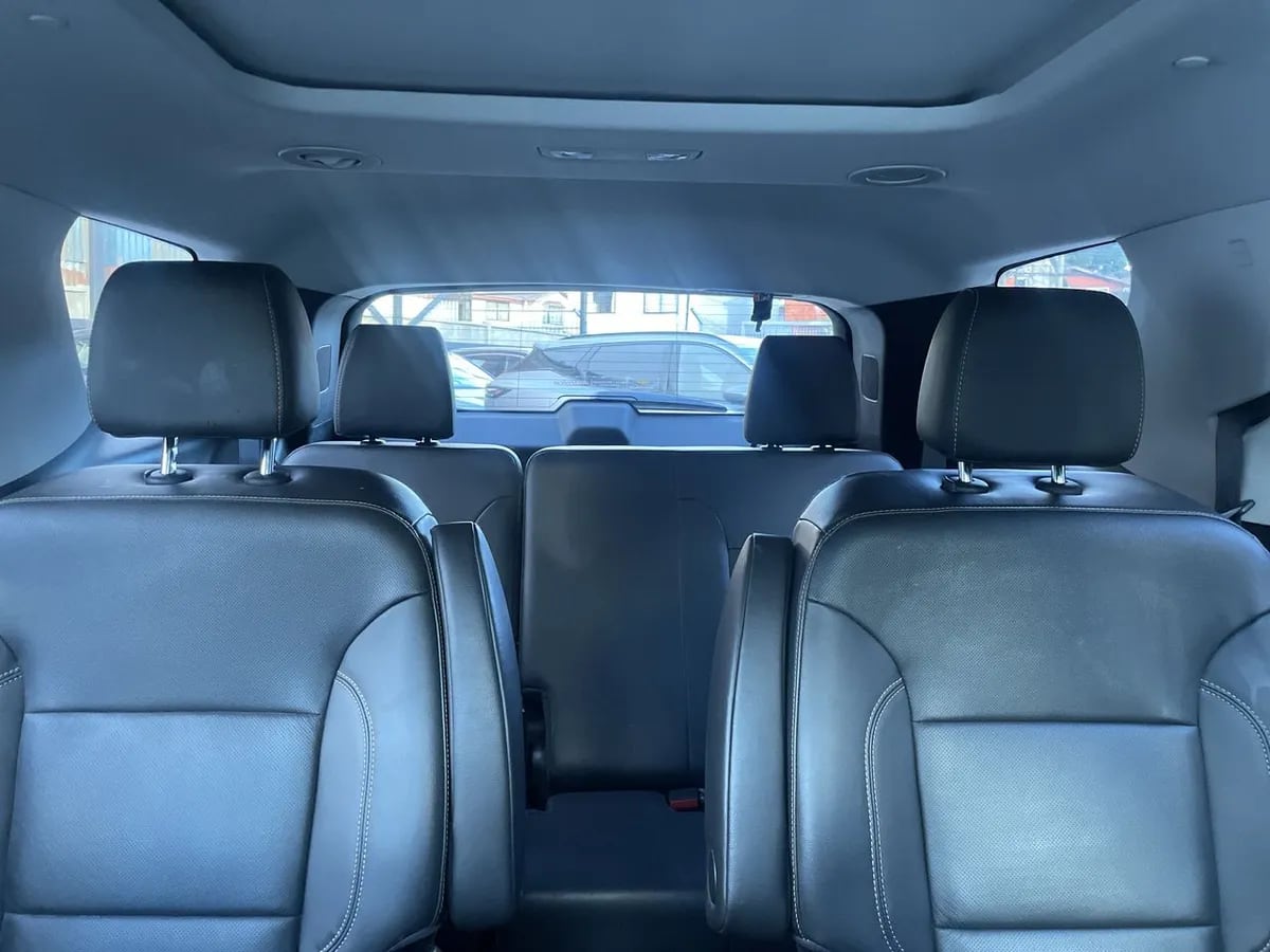 Chevrolet Traverse 3.6l Premier Awd Ii At 5p año 2022
