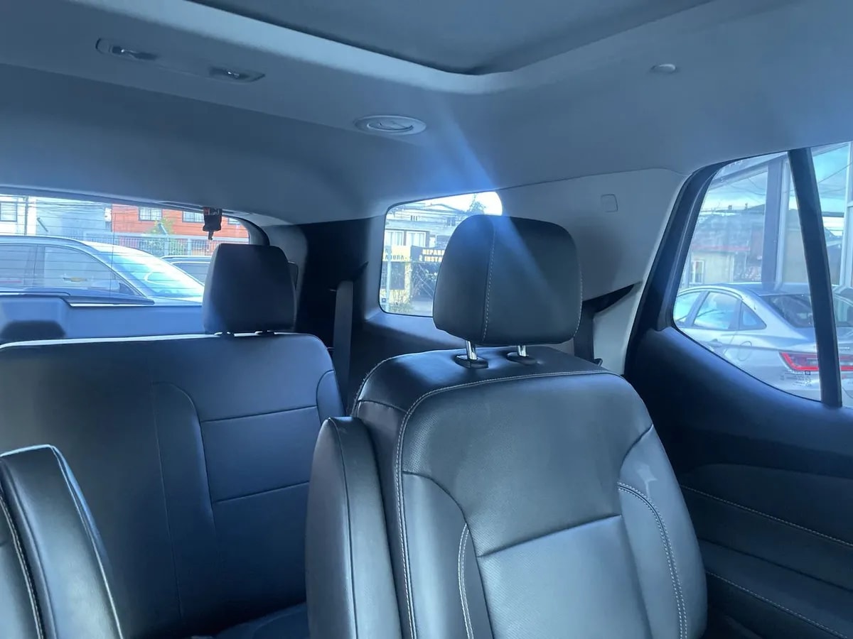 Chevrolet Traverse 3.6l Premier Awd Ii At 5p año 2022