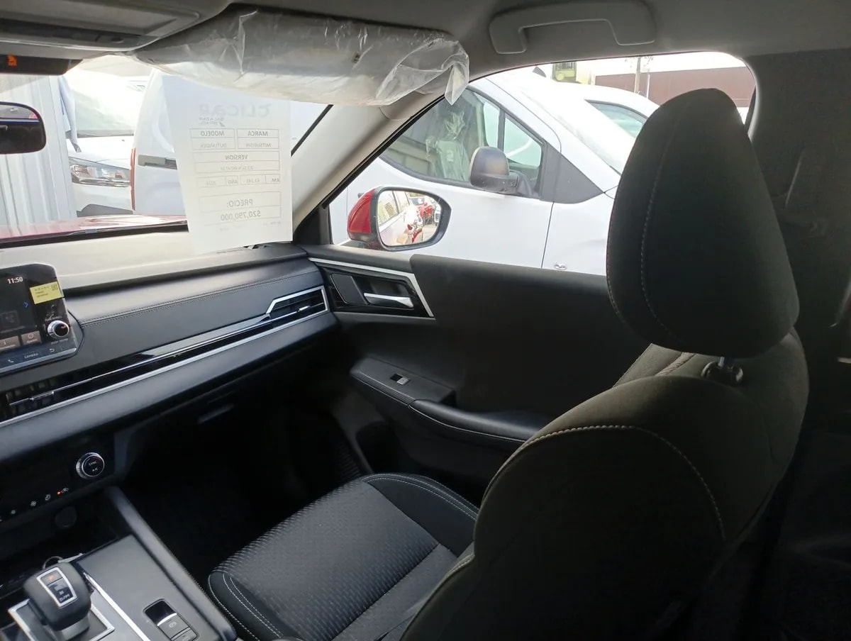 Mitsubishi Outlander 2.5 Gl N 4x2 At 5p año 2024