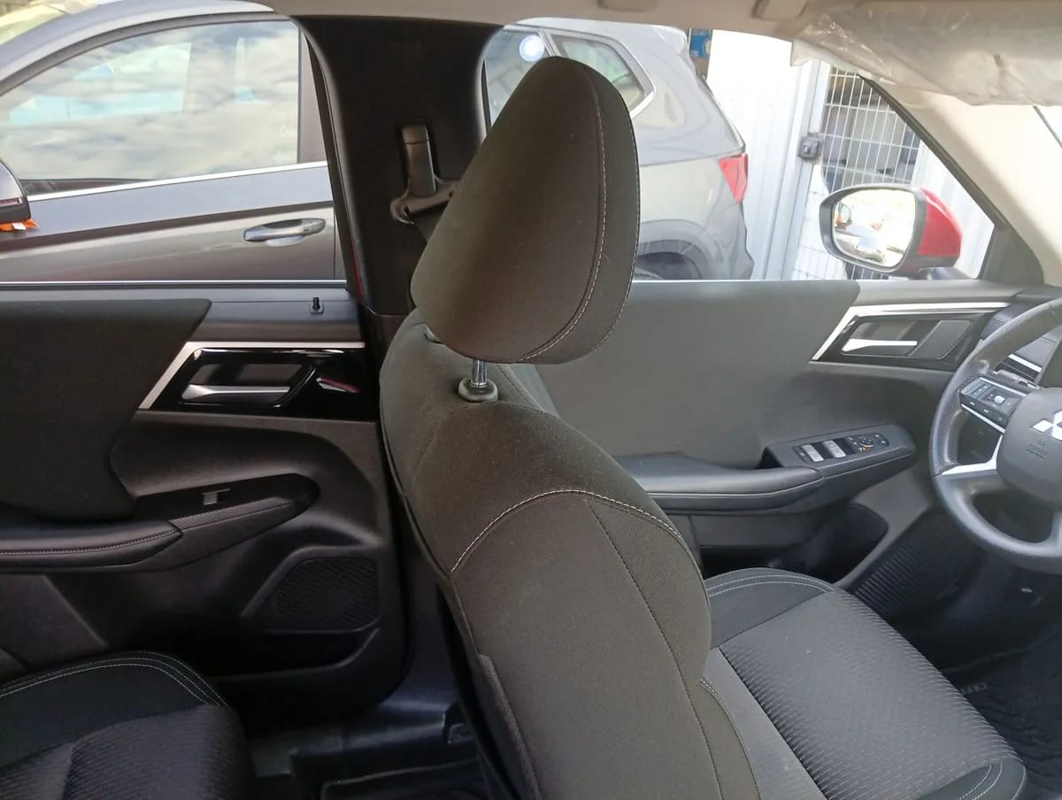 Mitsubishi Outlander 2.5 Gl N 4x2 At 5p año 2024