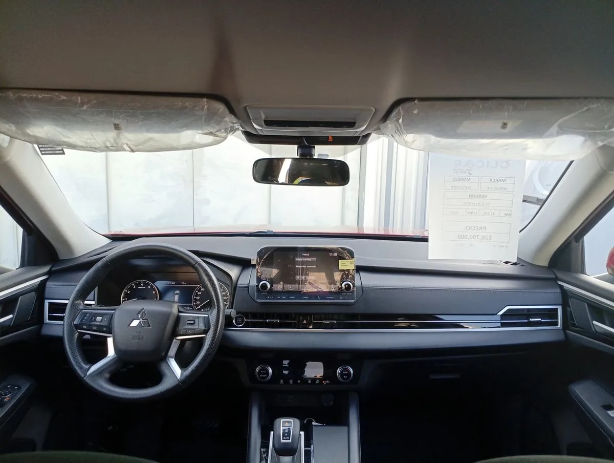 Mitsubishi Outlander 2.5 Gl N 4x2 At 5p año 2024