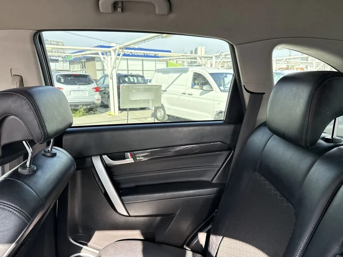 Chevrolet Captiva 2.4 Lt Fwd V Sa At6 5p año 2016