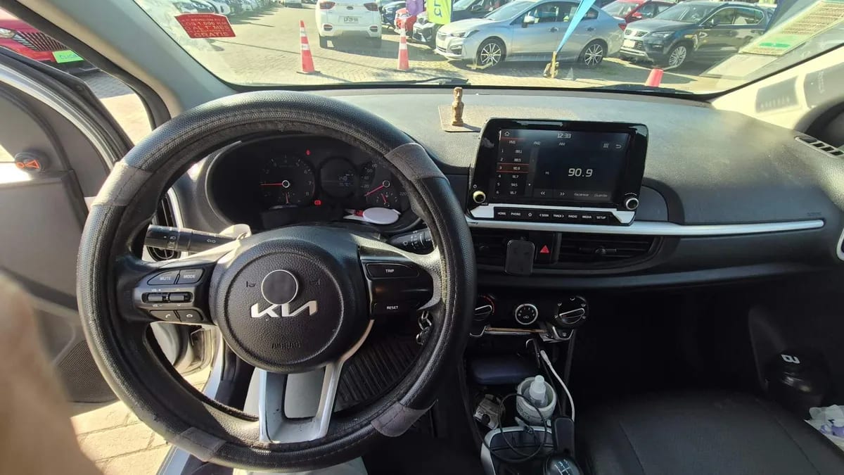 Kia Morning 1.0 Ex 4x2 Hb Abs 5mt 5p año 2022