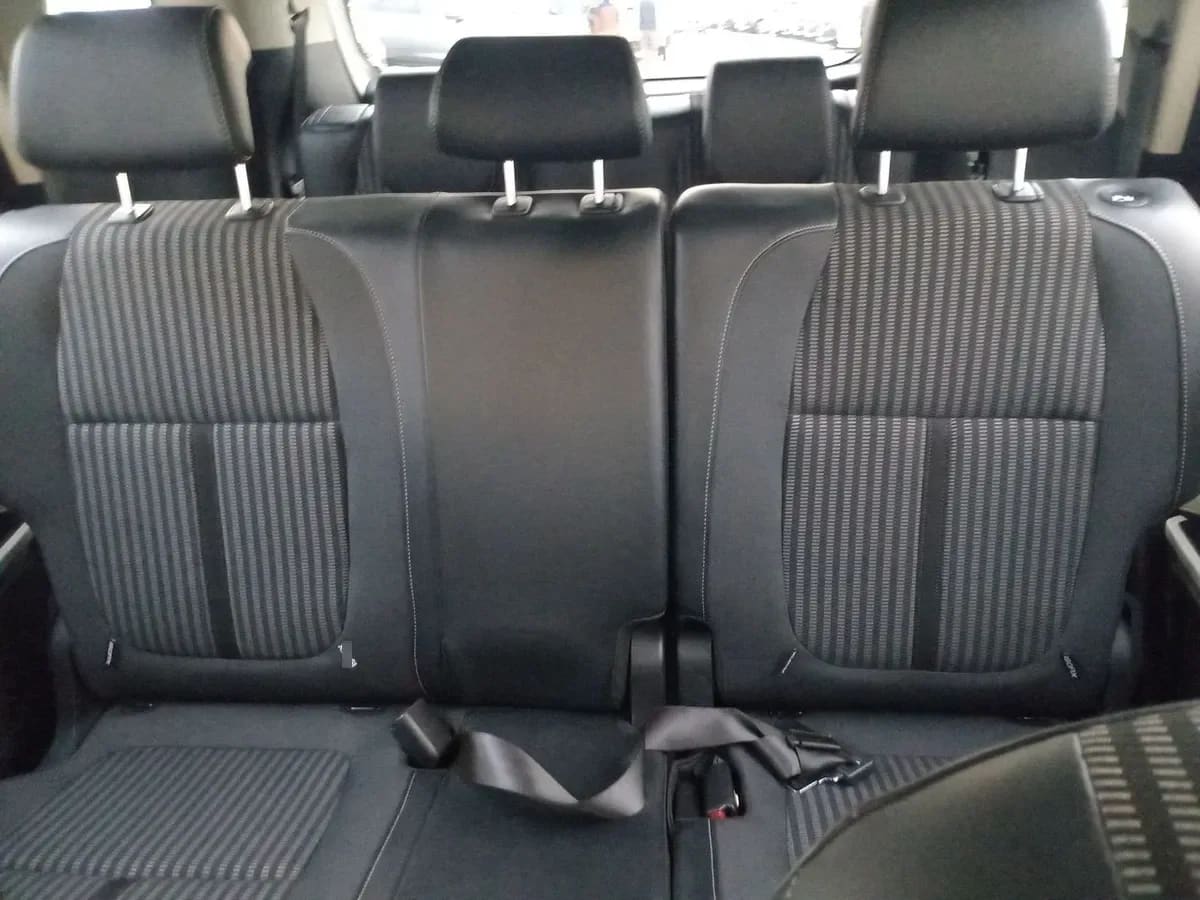 Kia Carens 1.4l Ex Turbo-Gdi 4x2 7dct At 5p año 2024