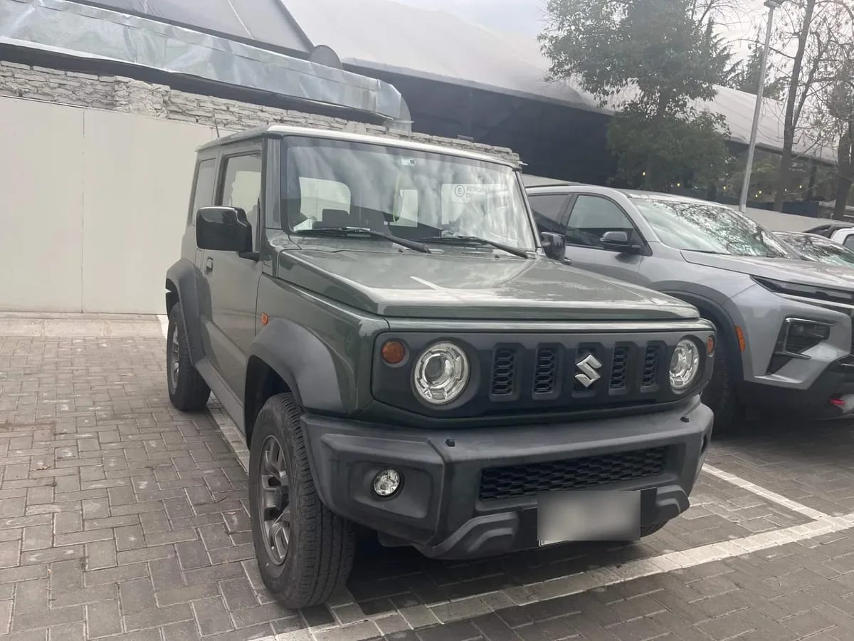 Suzuki Jimny 1.5 Glx 4x4 At 3p año 2023