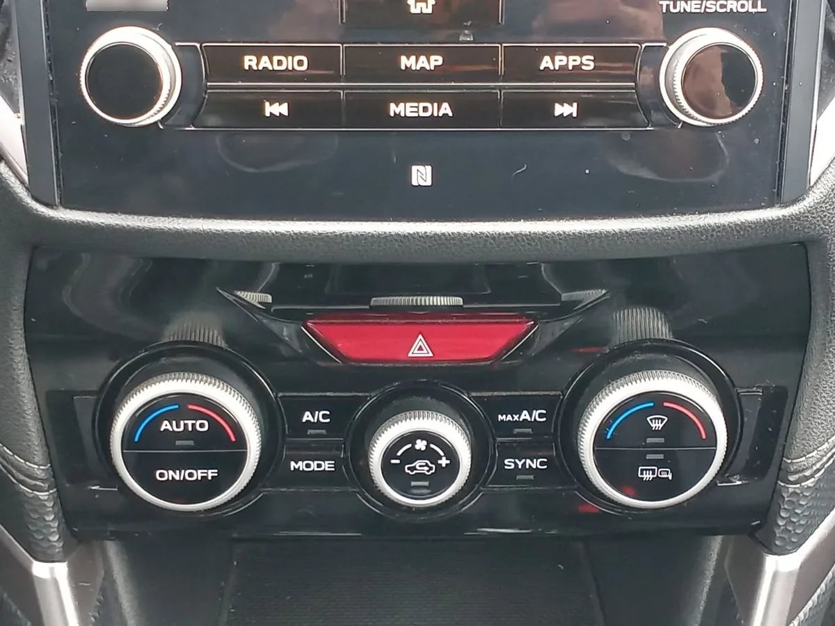 Subaru Forester 2.5i Limited Eyesight Awd At 5p año 2022
