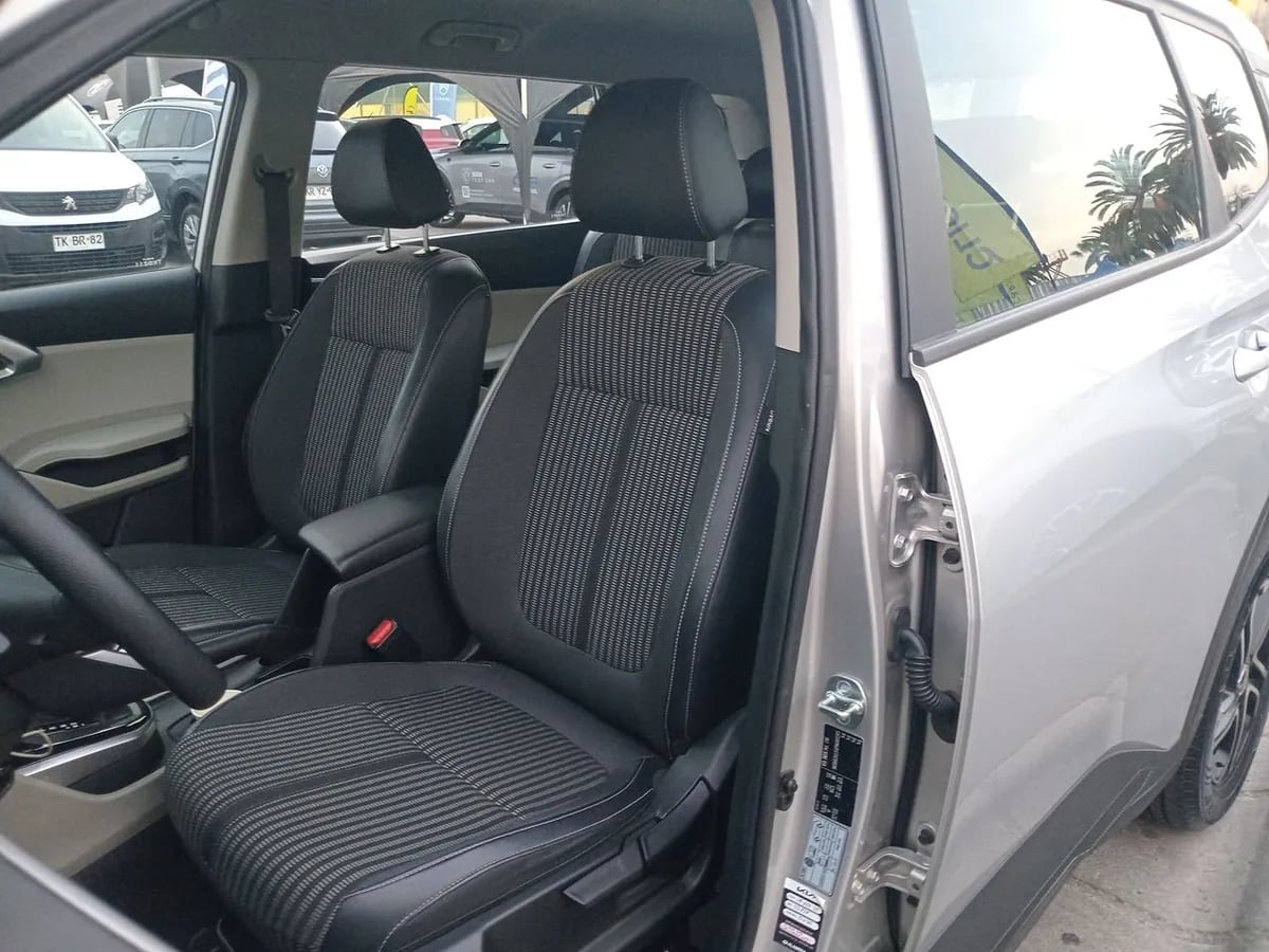 Kia Carens 1.4l Ex Turbo-Gdi 4x2 7dct At 5p año 2024