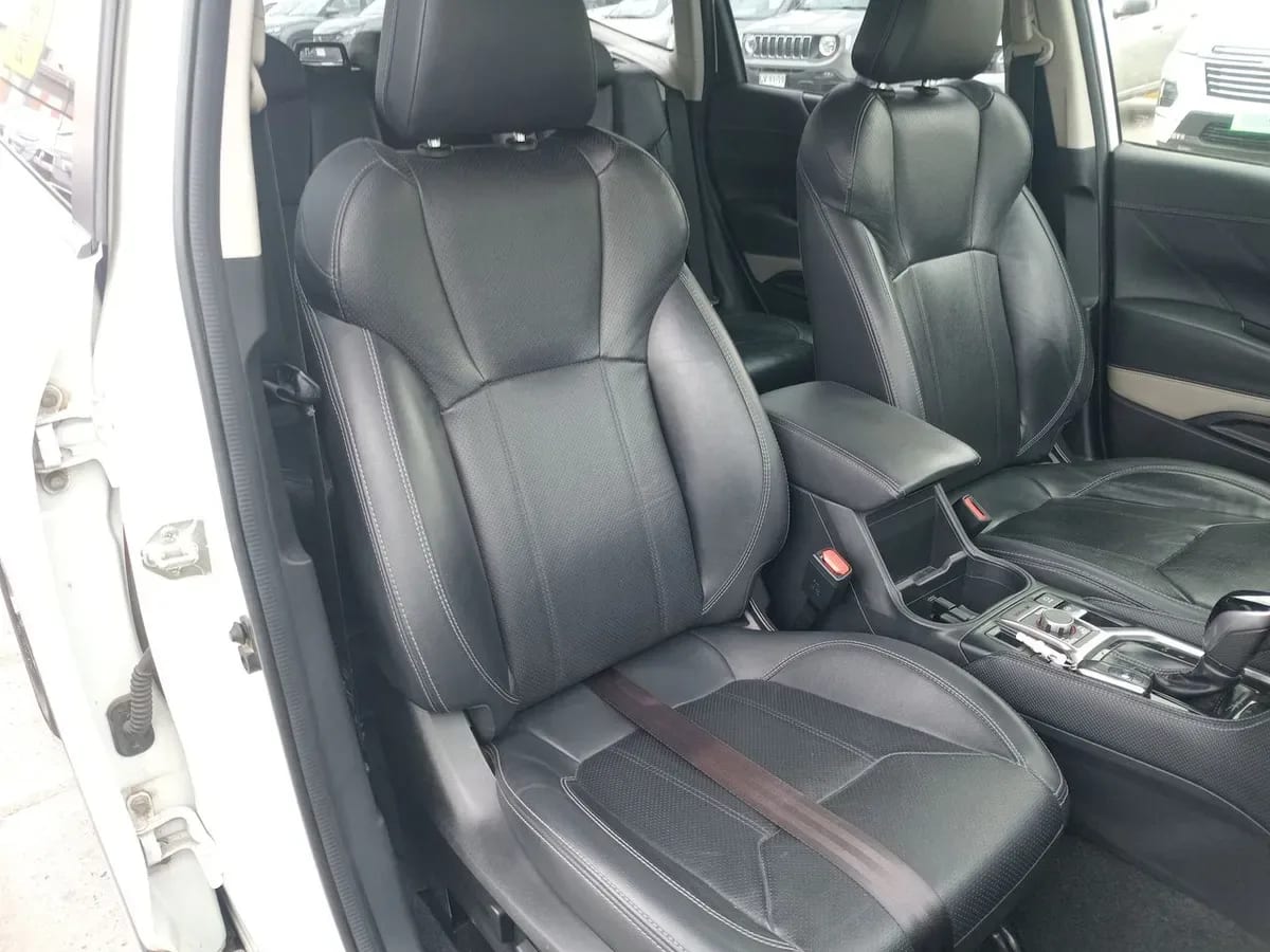 Subaru Forester 2.5i Limited Eyesight Awd At 5p año 2022