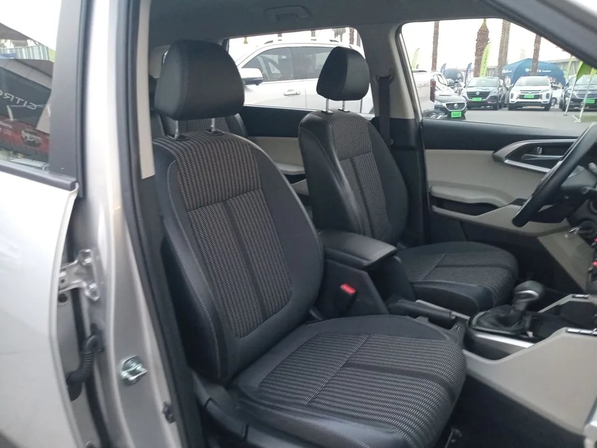 Kia Carens 1.4l Ex Turbo-Gdi 4x2 7dct At 5p año 2024