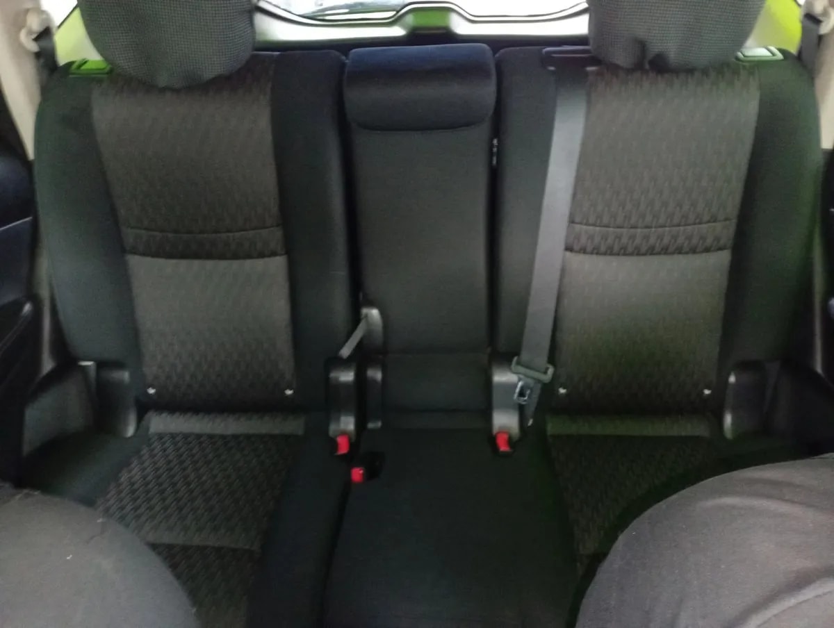 Nissan X-Trail 2.5 Sense 4x2 3row Cvt At 5p año 2021