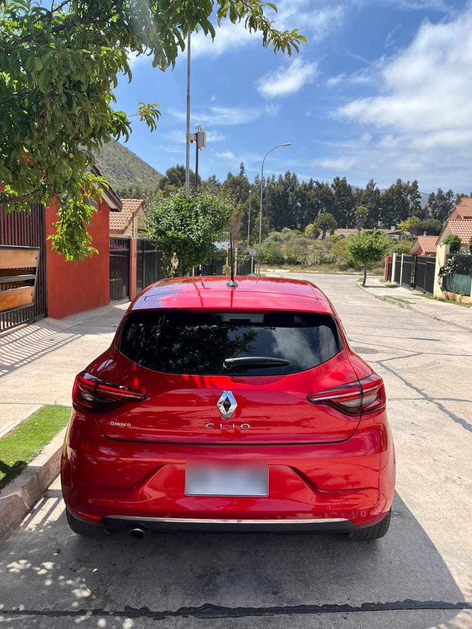 RENAULT CLIO 1.0 Intens Mt año 2022