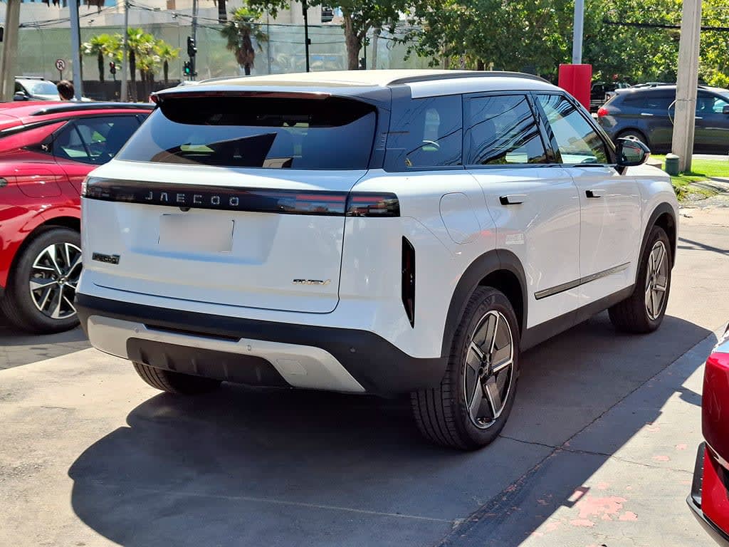 Omoda J7 Shs Aaa año 2025