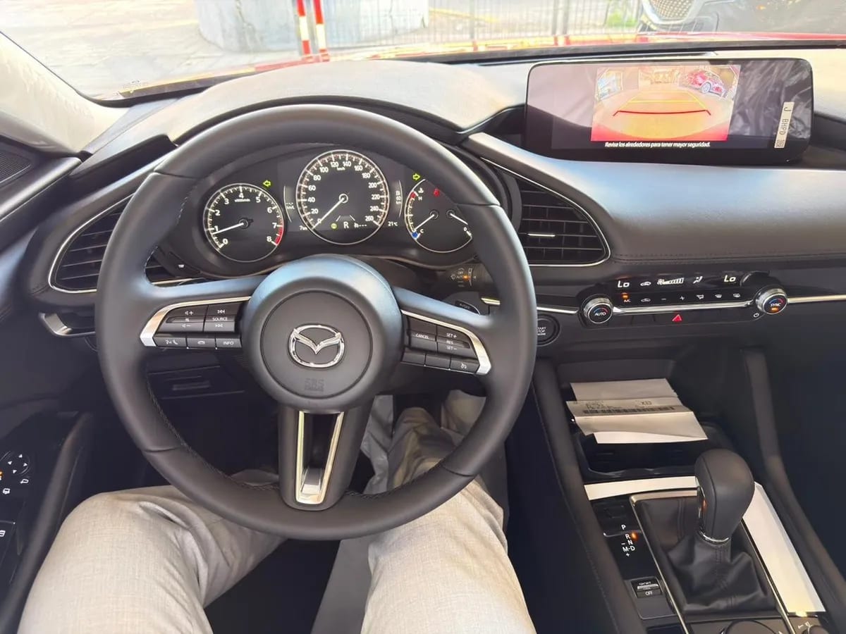 Mazda MAZDA3 Otra año 2026