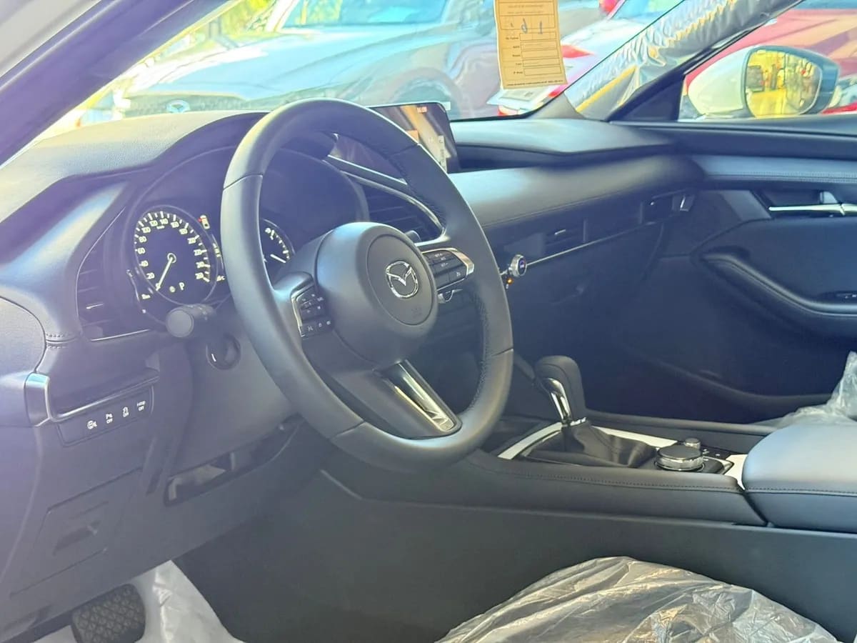 Mazda MAZDA3 2.0 Sport Core At año 2026