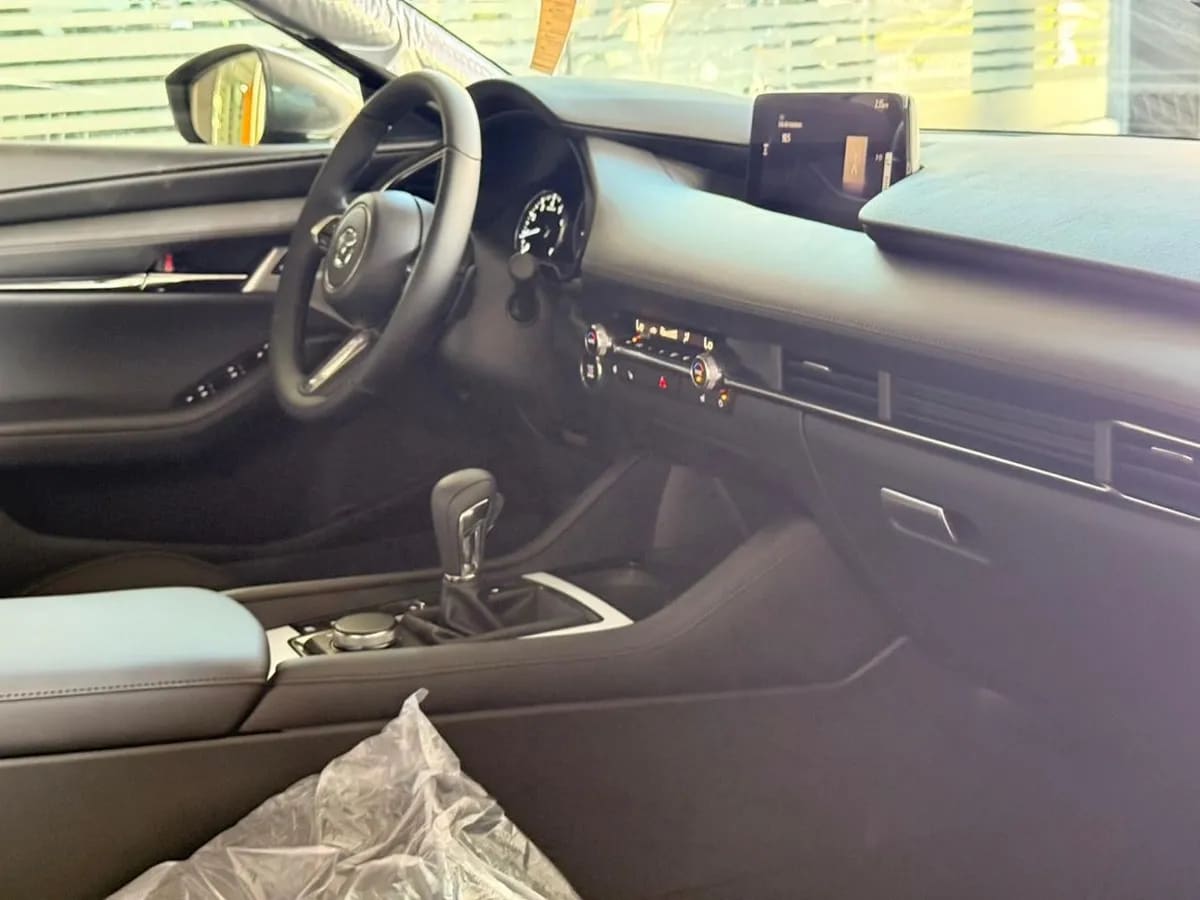 Mazda MAZDA3 2.5 Sport High At año 2026