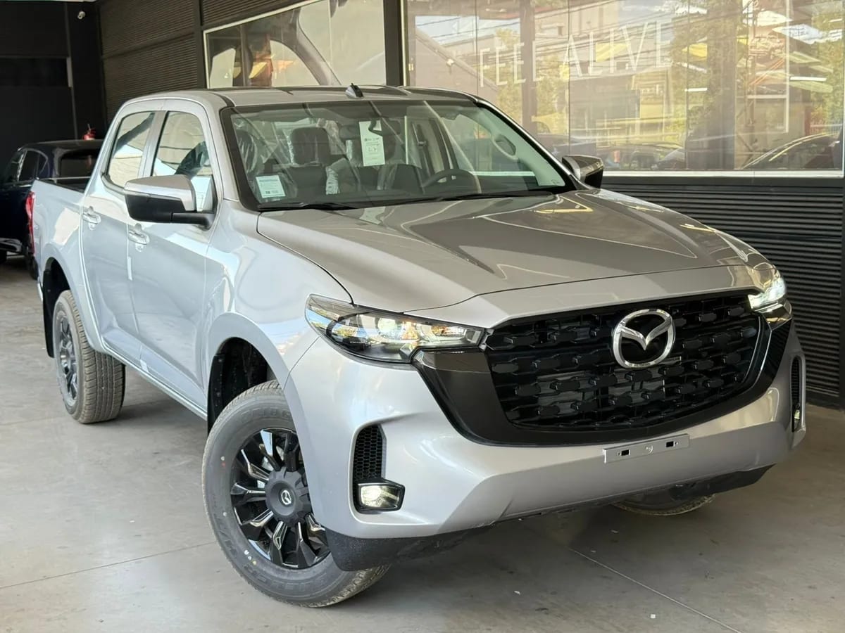 Mazda BT-50 2.2 Dc Core Mt 4x4 Diesel año 2026