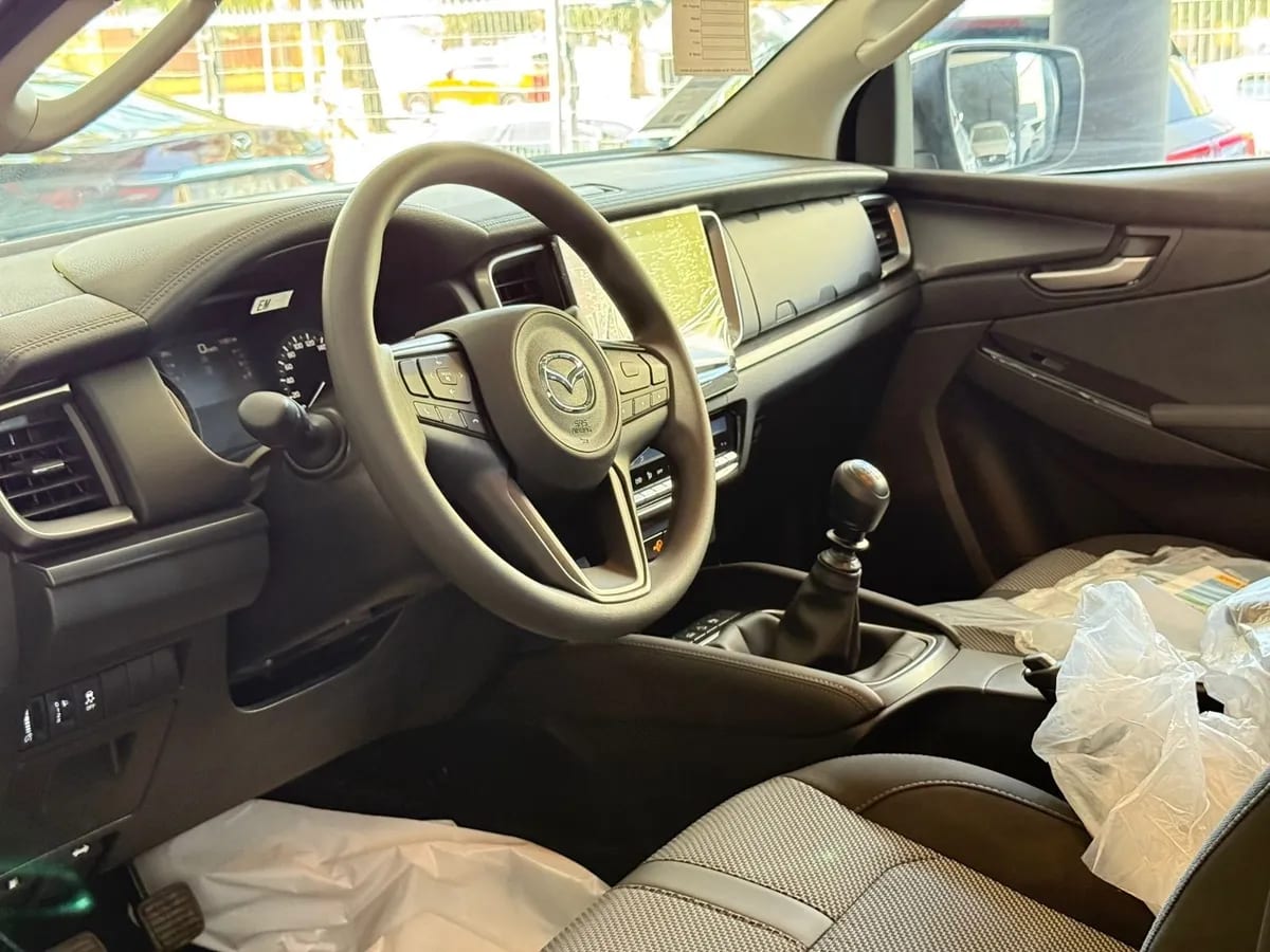Mazda BT-50 2.2 Dc Core Mt 4x4 Diesel año 2026