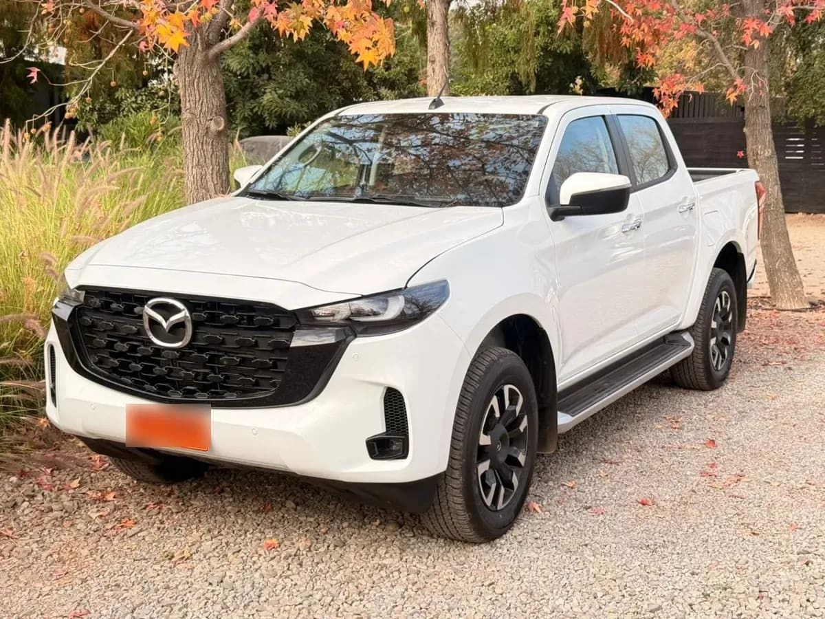 Mazda BT-50 2.2 Dc High At 4x4 Diesel año 2026