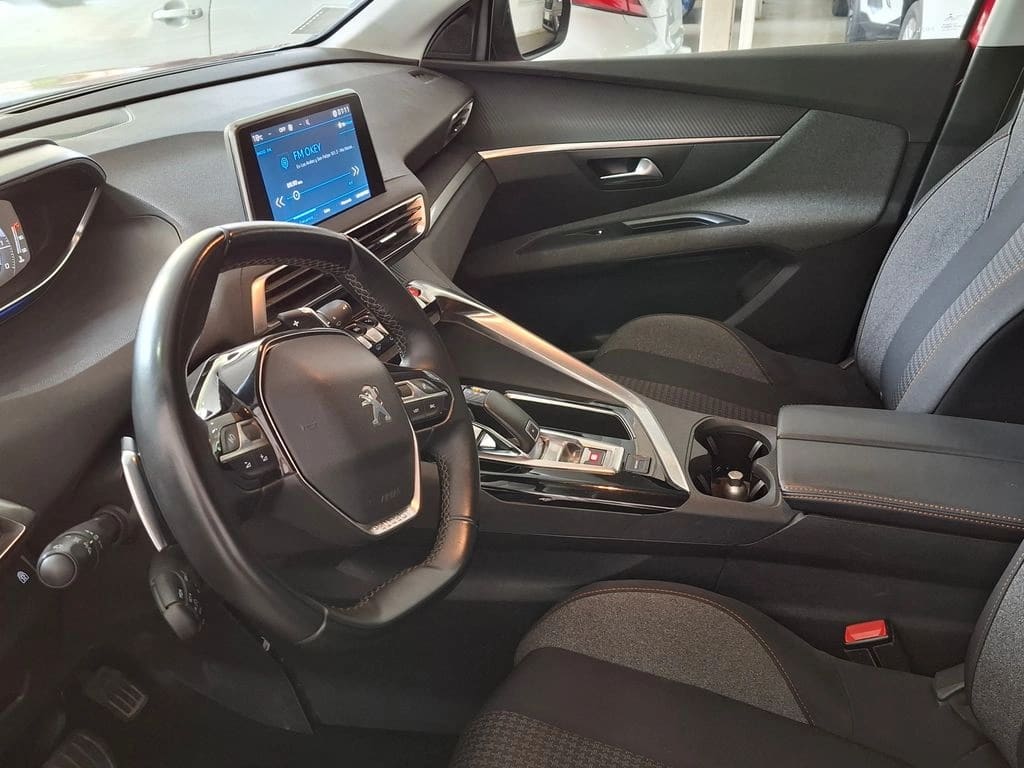 Peugeot 3008 Allure Pack año 2021