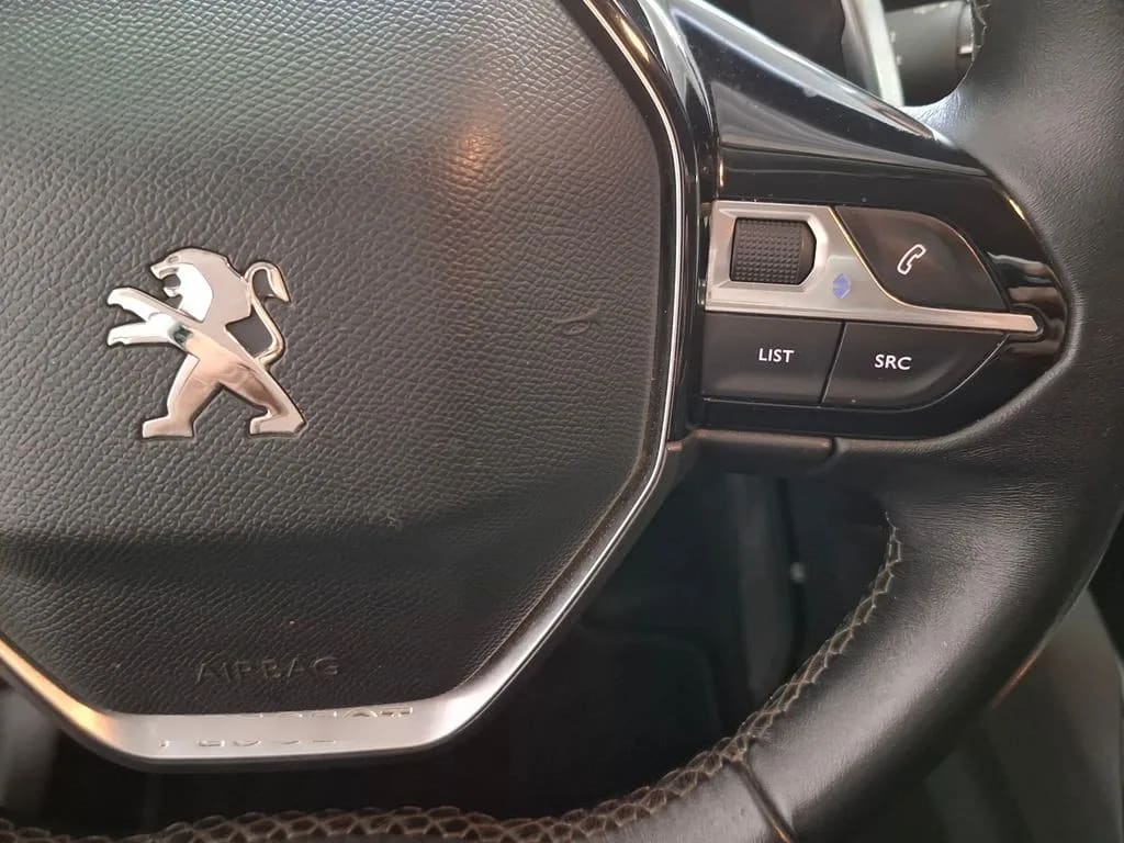 Peugeot 3008 Allure Pack año 2021