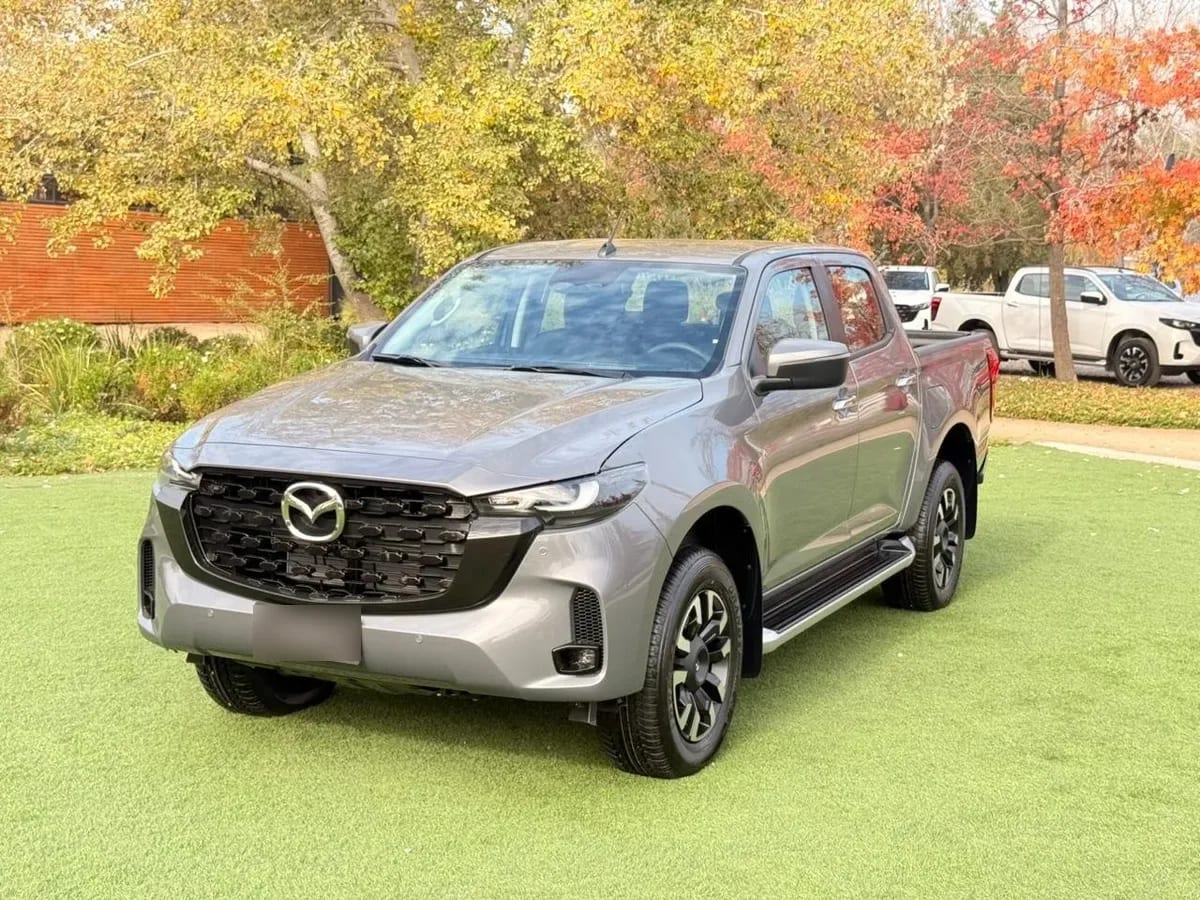 Mazda BT-50 2.2 Dc High At 4x4 Diesel año 2026