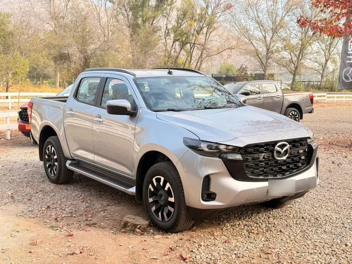 Mazda BT-50 2.2 Dc High Plus At 4x4 Diesel año 2026