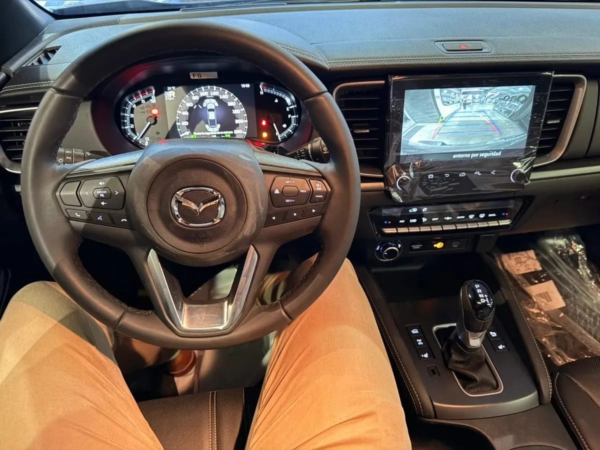 Mazda BT-50 2.2 Dc High Plus At 4x4 Diesel año 2026