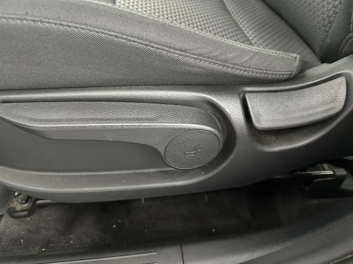 Kia Sportage 2.0 Ex Dies 2wd 8at 5p año 2025