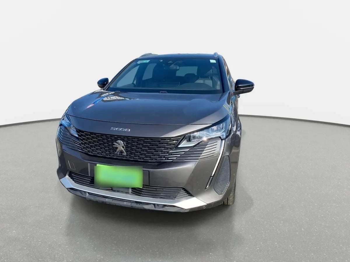 Peugeot 5008 1.5 Allure Pack Bluehdi 130 4x2 Eat8 5p año 2024