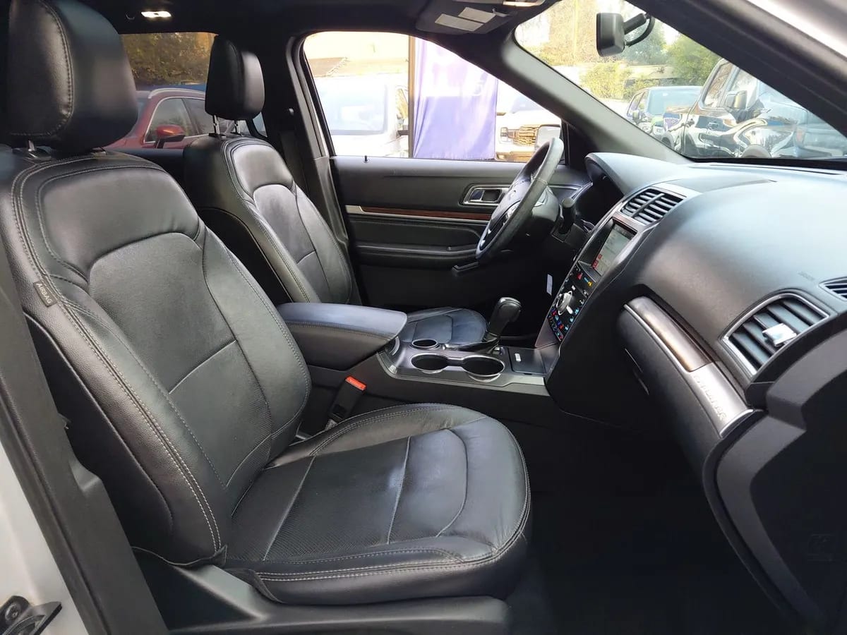 Ford Explorer 2.3 Limited 4x2 At 5p año 2019